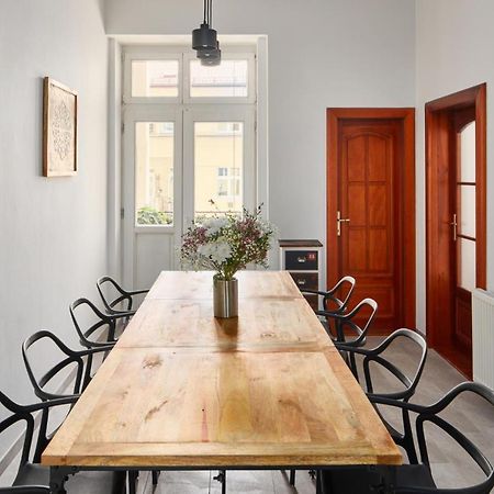 Prague Days - Spacious 3Bdr Apartment - Trendy Neighbourhood Praga Exterior foto